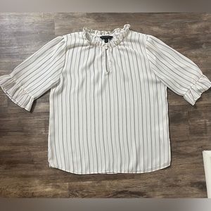 Banana Republic White and Black Striped 3/4 Sleeve Top